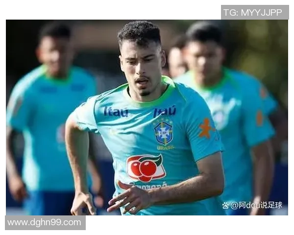 足球明星自我加练的秘密与坚持背后的故事揭秘